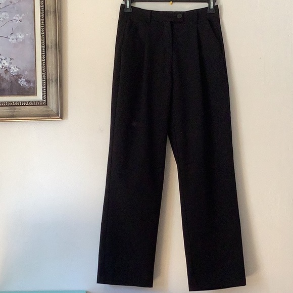 Dazy Pants - Black Wide-Leg Dress Pants with Relaxed Fit
